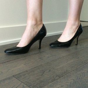 Anne Klein Black Patent Heels